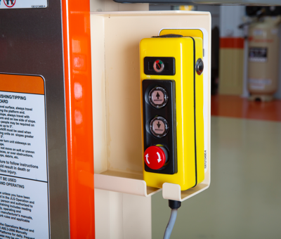 JLG® 830P controls